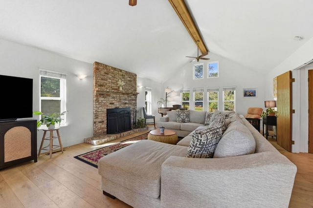 1790 Deer Valley Rd, Rescue, CA 95672