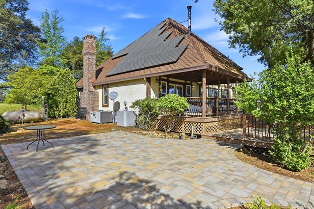 1790 Deer Valley Rd, Rescue, CA 95672