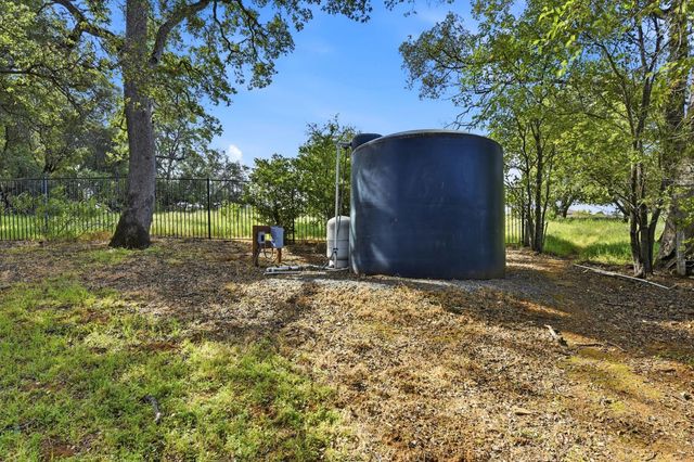 1790 Deer Valley Rd, Rescue, CA 95672