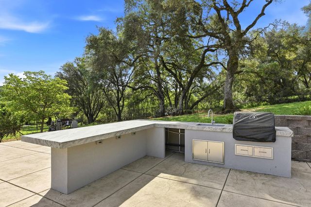 1790 Deer Valley Rd, Rescue, CA 95672