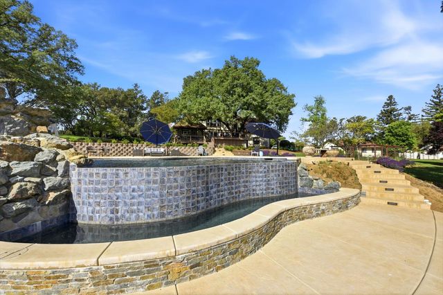 1790 Deer Valley Rd, Rescue, CA 95672