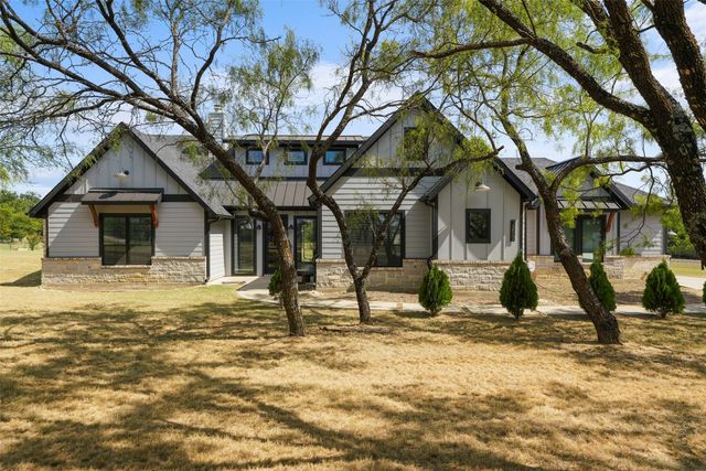 3217 Bairds Lane, Burleson, TX 76028
