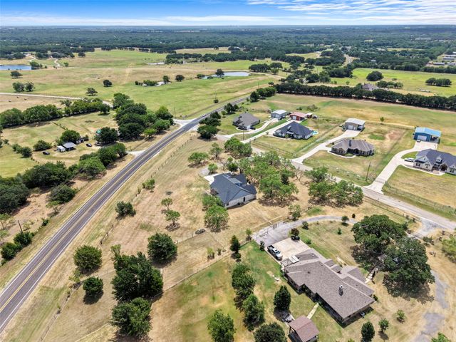3217 Bairds Lane, Burleson, TX 76028