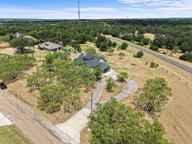 3217 Bairds Lane, Burleson, TX 76028