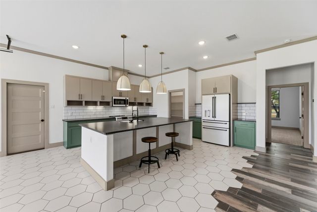 3217 Bairds Lane, Burleson, TX 76028