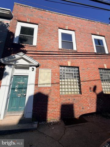 226 ORANGE ST, Reading, PA 19602