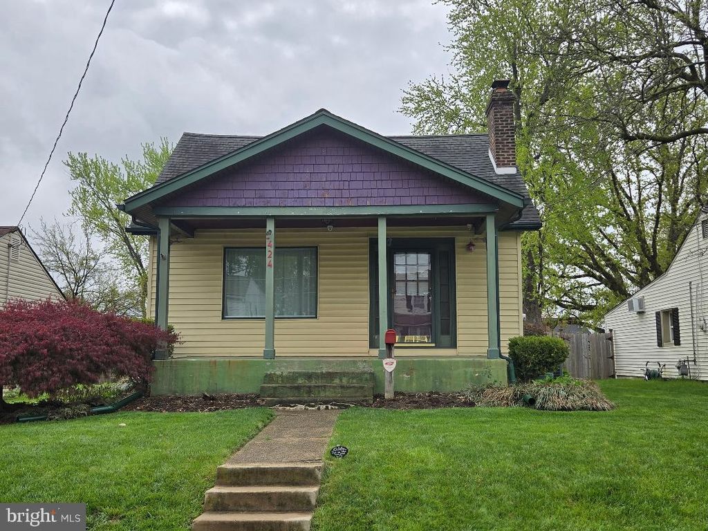 424 WOODLAWN AVE, Willow Grove, PA 19090