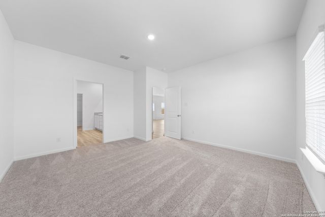 16013 Cabana Drive, Lytle, TX 78052