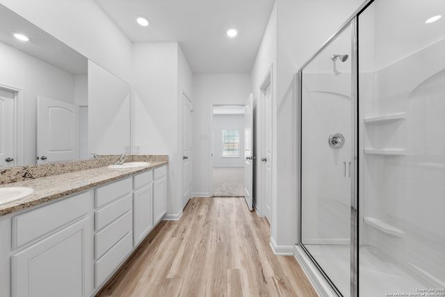 16013 Cabana Drive, Lytle, TX 78052