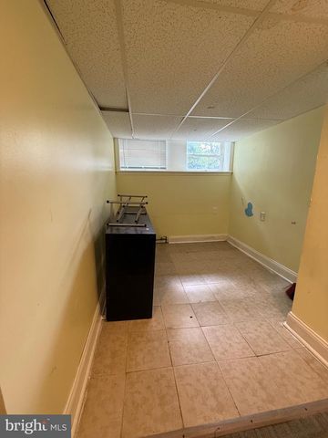 4721 BLEIGH AVE, Philadelphia, PA 19136
