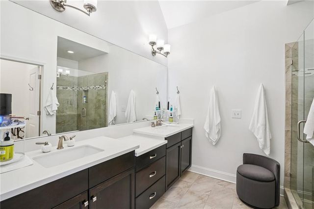 124 Laurel Crest Alley, Johns Creek, GA 30024