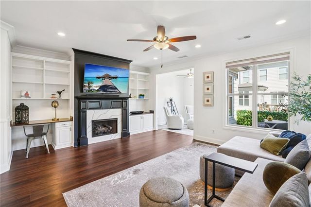 124 Laurel Crest Alley, Johns Creek, GA 30024