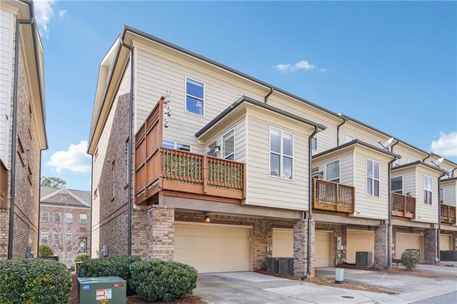 124 Laurel Crest Alley, Johns Creek, GA 30024