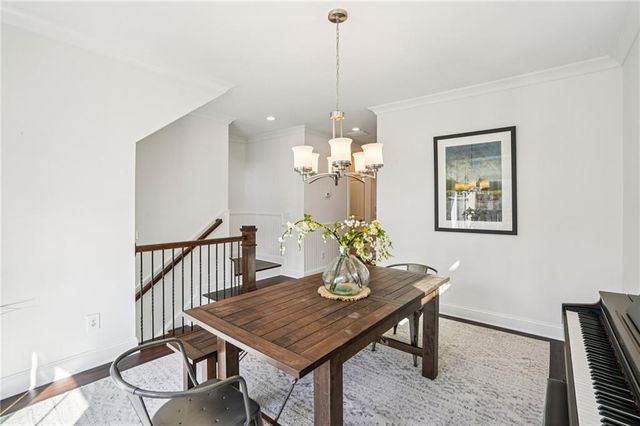 124 Laurel Crest Alley, Johns Creek, GA 30024