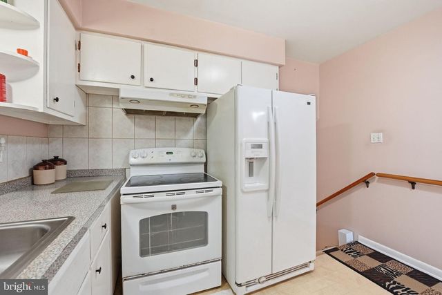 5209 COLUMBIA RD, Springfield, VA 22151