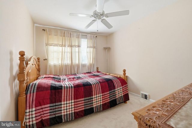5209 COLUMBIA RD, Springfield, VA 22151