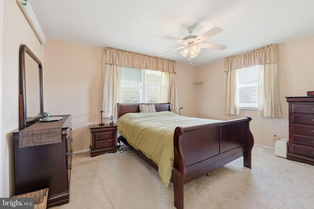 5209 COLUMBIA RD, Springfield, VA 22151