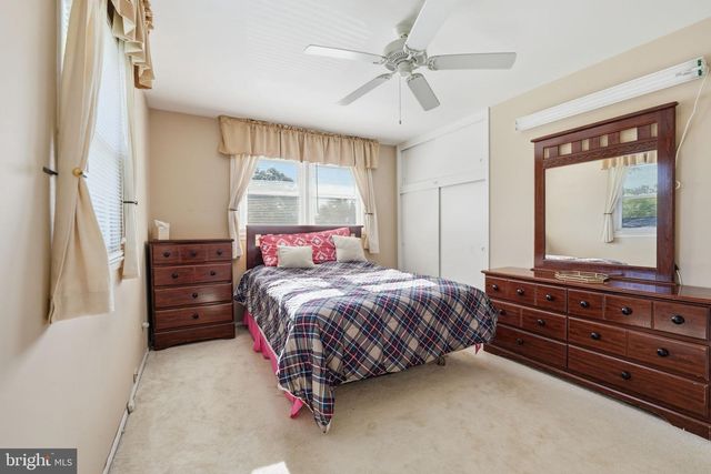 5209 COLUMBIA RD, Springfield, VA 22151