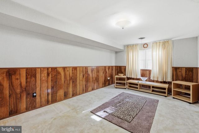 5209 COLUMBIA RD, Springfield, VA 22151