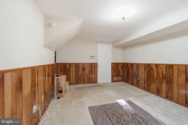 5209 COLUMBIA RD, Springfield, VA 22151