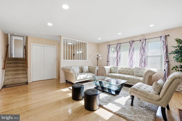 5209 COLUMBIA RD, Springfield, VA 22151