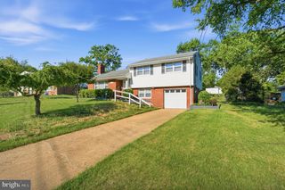 5209 COLUMBIA RD, Springfield, VA 22151