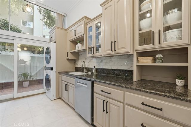 5658 Ravenspur Drive 208, Rancho Palos Verdes, CA 90275