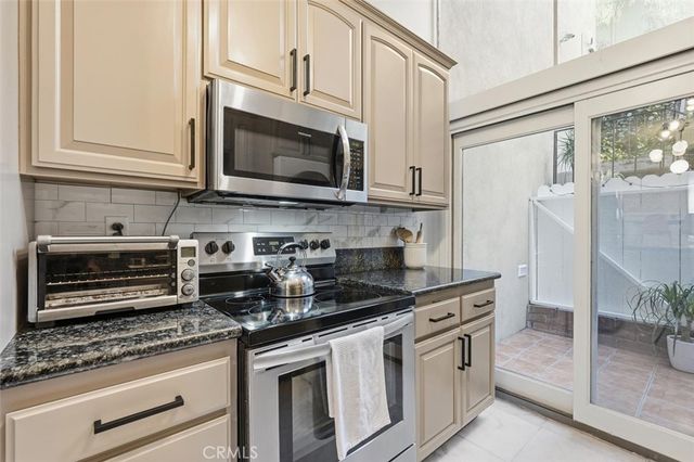 5658 Ravenspur Drive 208, Rancho Palos Verdes, CA 90275