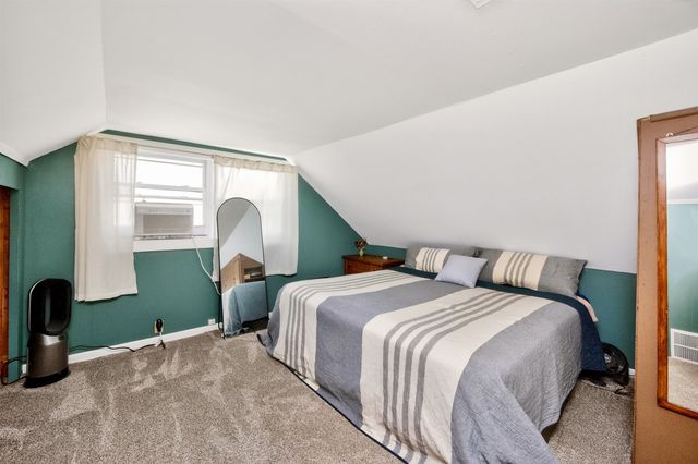 3702 54th Street, Des Moines, IA 50310