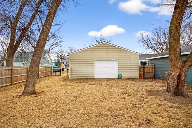 3702 54th Street, Des Moines, IA 50310