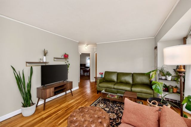 3702 54th Street, Des Moines, IA 50310