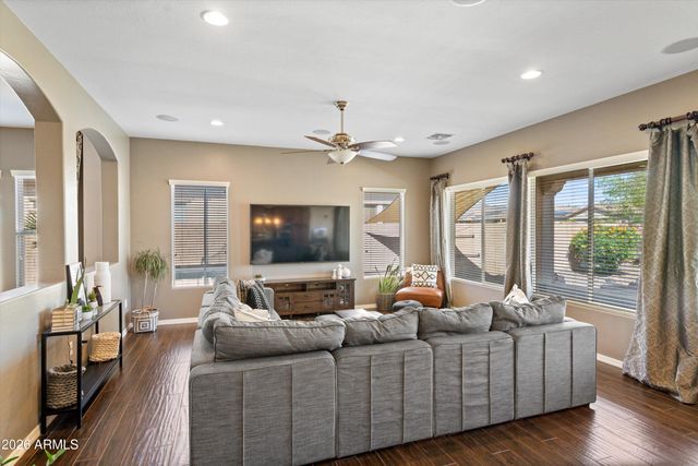 19210 W OREGON Avenue, Litchfield Park, AZ 85340