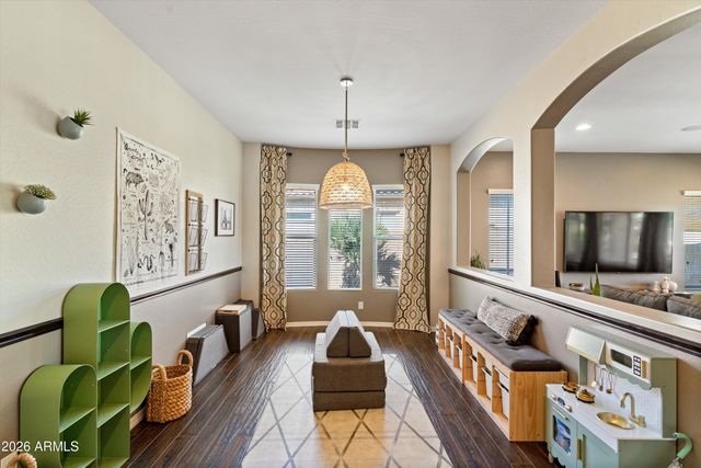 19210 W OREGON Avenue, Litchfield Park, AZ 85340