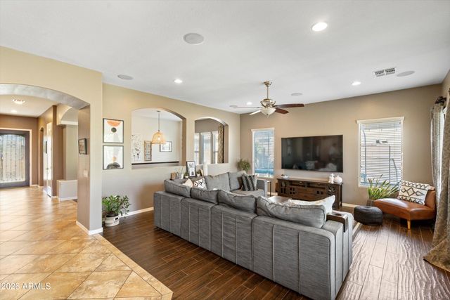 19210 W OREGON Avenue, Litchfield Park, AZ 85340