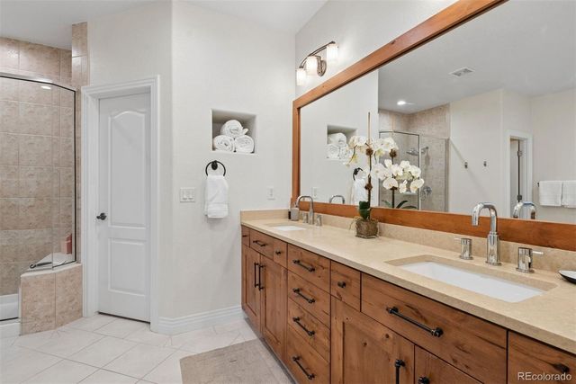 132 S Monroe Street, Denver, CO 80209