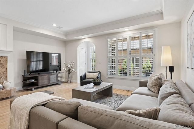 132 S Monroe Street, Denver, CO 80209