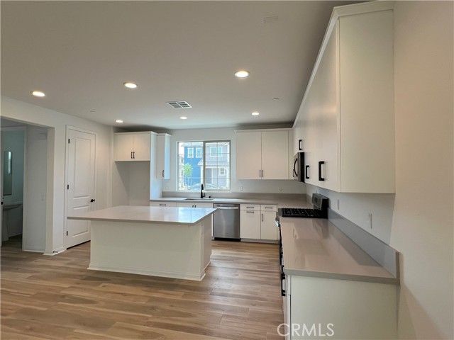 4231 S Malagon Privado, Ontario, CA 91761