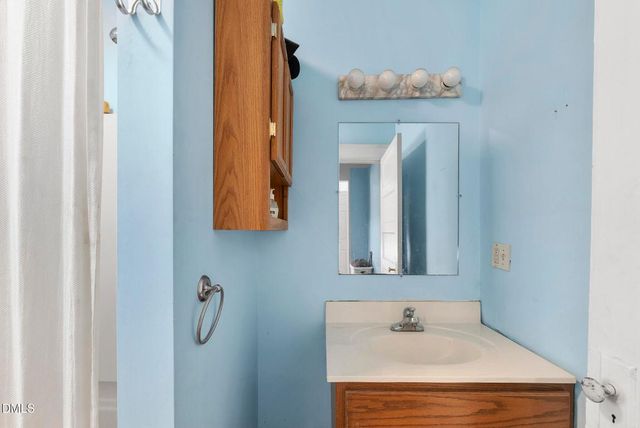 12 S Chavis Street, Franklinton, NC 27525