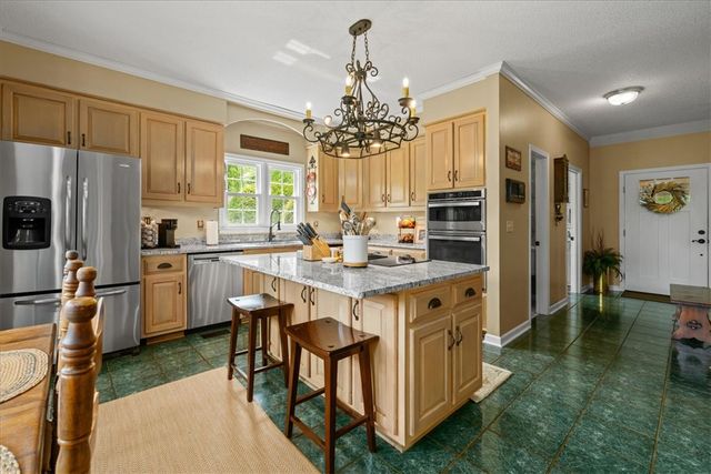 187 Meadow Brook Lane, Pickens, SC 29671