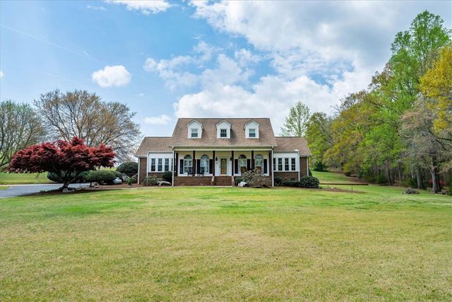 187 Meadow Brook Lane, Pickens, SC 29671
