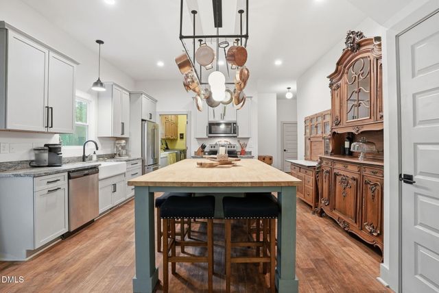 602 Appaloosa Trail, Bahama, NC 27503