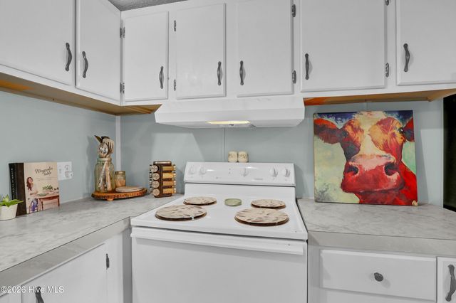 307 Buttonwood Court, Rocky Point, NC 28457