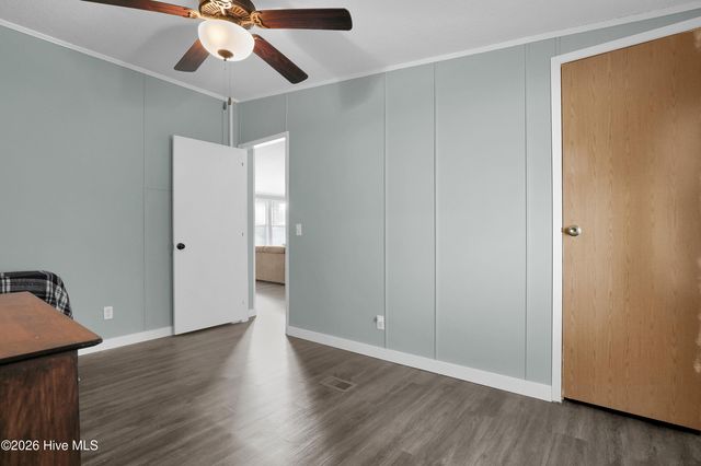 307 Buttonwood Court, Rocky Point, NC 28457