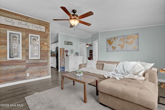 307 Buttonwood Court, Rocky Point, NC 28457