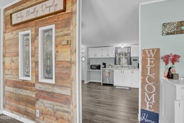 307 Buttonwood Court, Rocky Point, NC 28457