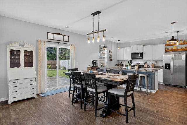 384 Bering Lane, Summerville, SC 29486