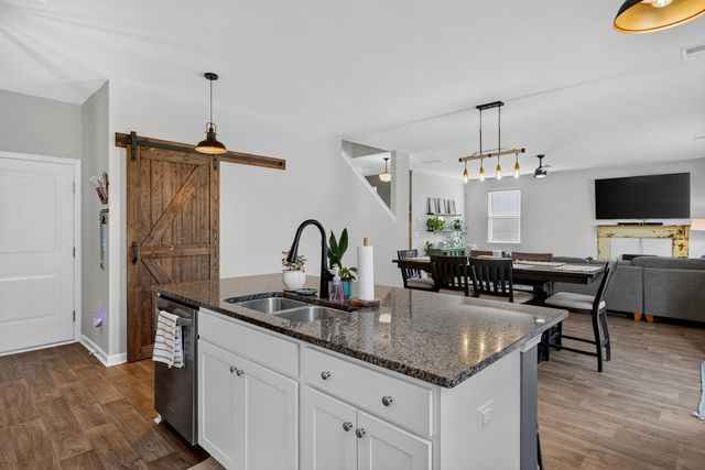 384 Bering Lane, Summerville, SC 29486