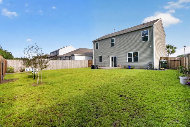 384 Bering Lane, Summerville, SC 29486