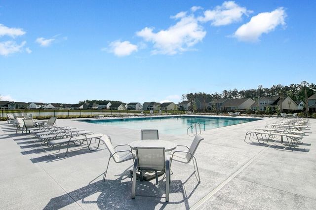384 Bering Lane, Summerville, SC 29486