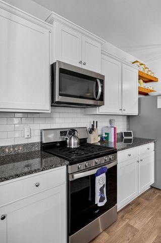 384 Bering Lane, Summerville, SC 29486